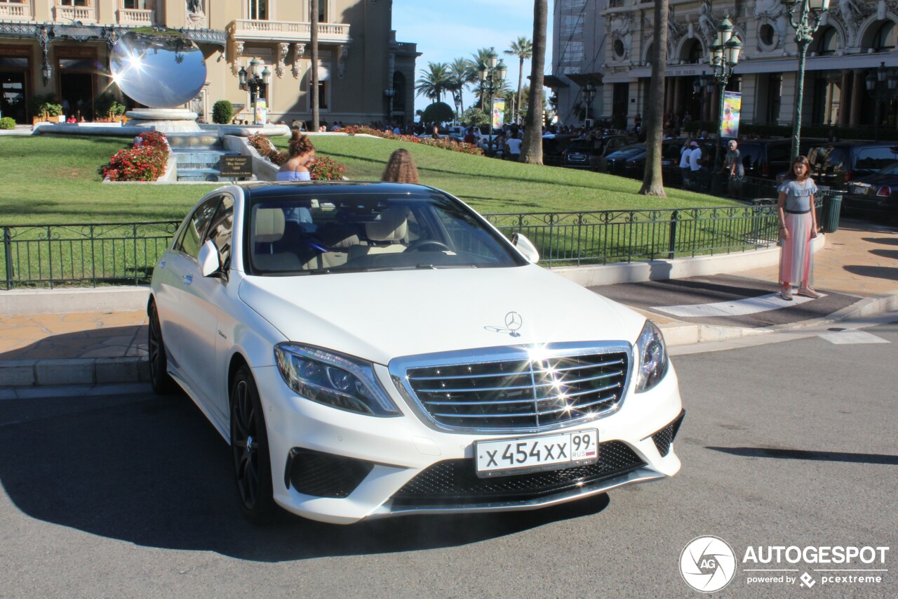 Mercedes-Benz S 63 AMG V222