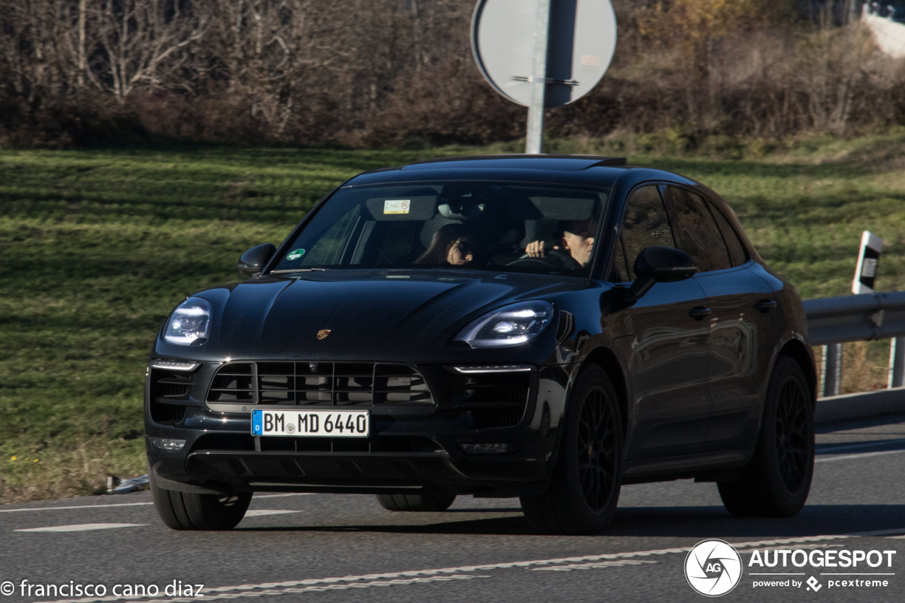 Porsche 95B Macan GTS