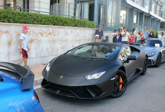 Lamborghini Huracán LP640-4 Performante