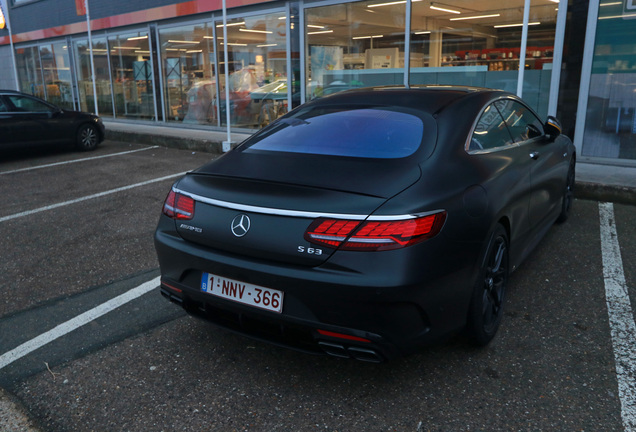 Mercedes-AMG S 63 Coupé C217 2018 Yellow Night Edition