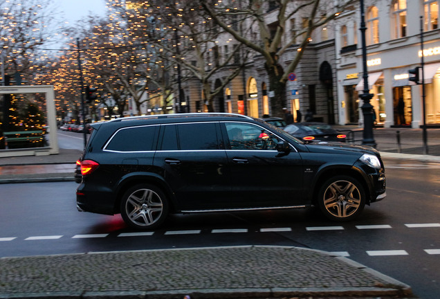 Mercedes-Benz GL 63 AMG X166