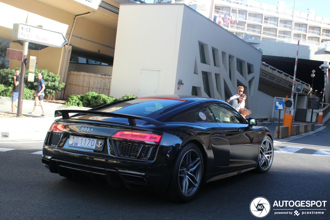 Audi R8 V10 Plus 2015