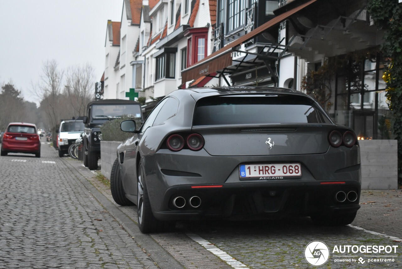 Ferrari GTC4Lusso T