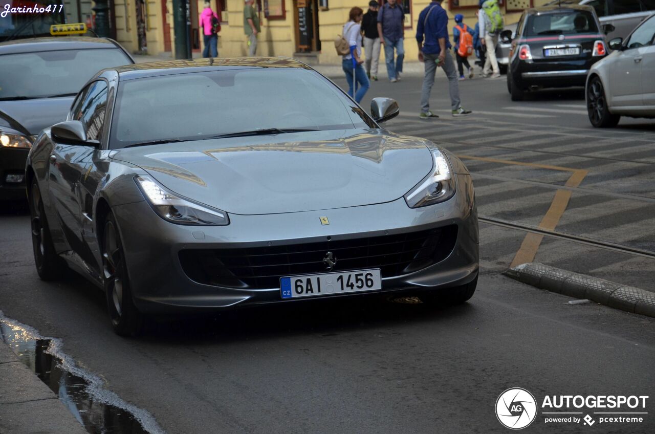 Ferrari GTC4Lusso T