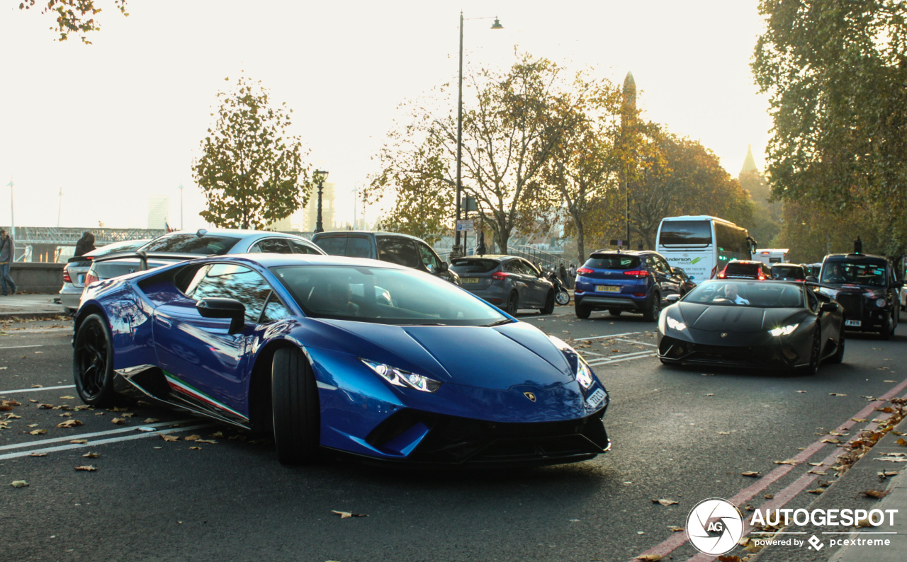 Lamborghini Huracán LP640-4 Performante Spyder