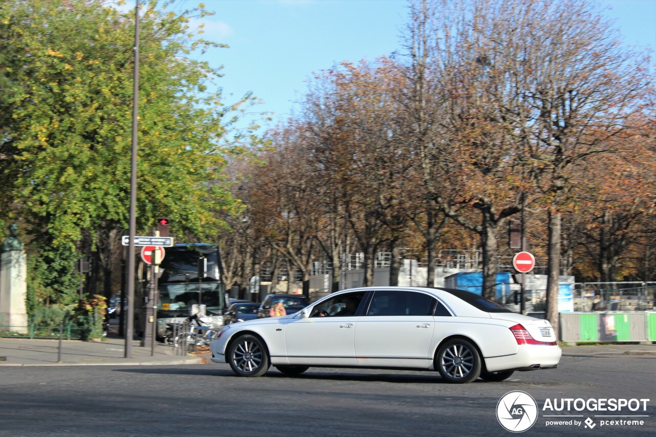 Maybach 62 S Landaulet 2011