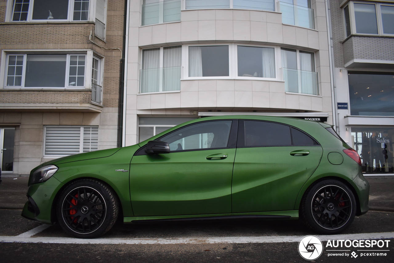 Mercedes-AMG A 45 W176 2015