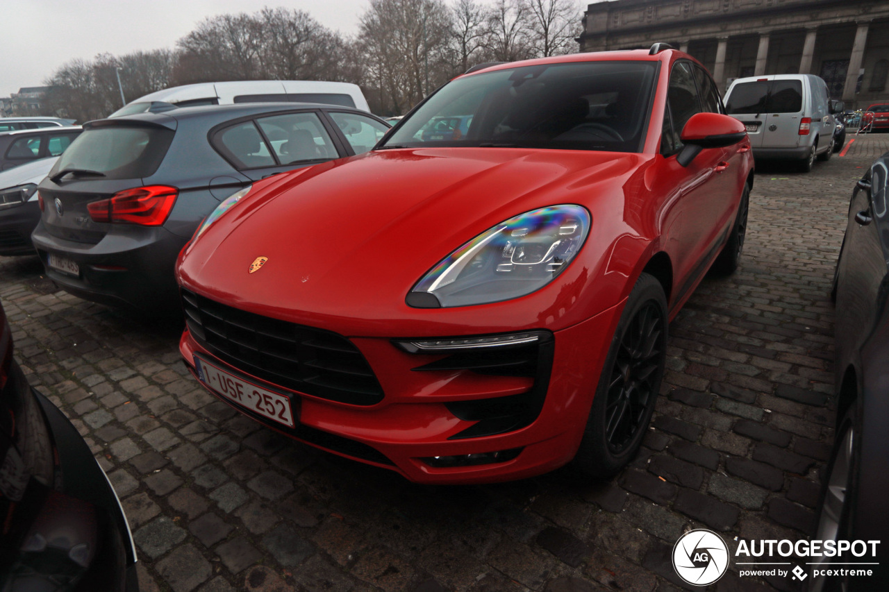 Porsche 95B Macan GTS