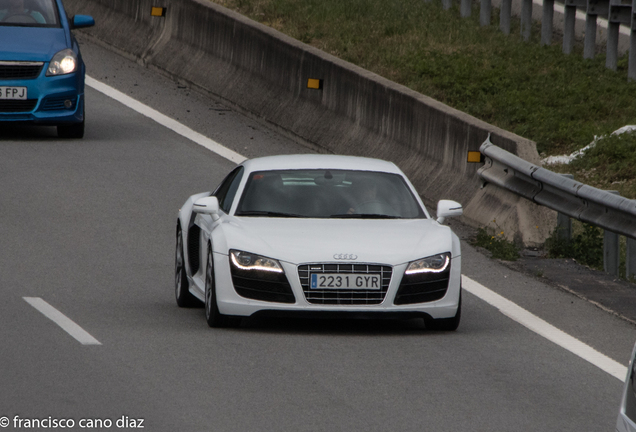 Audi R8 V10