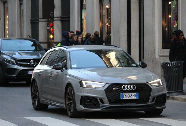 Audi RS4 Avant B9