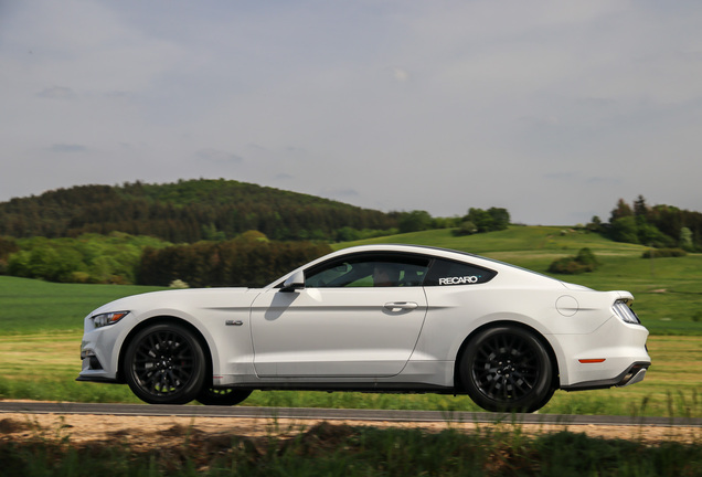 Ford Mustang GT 2015