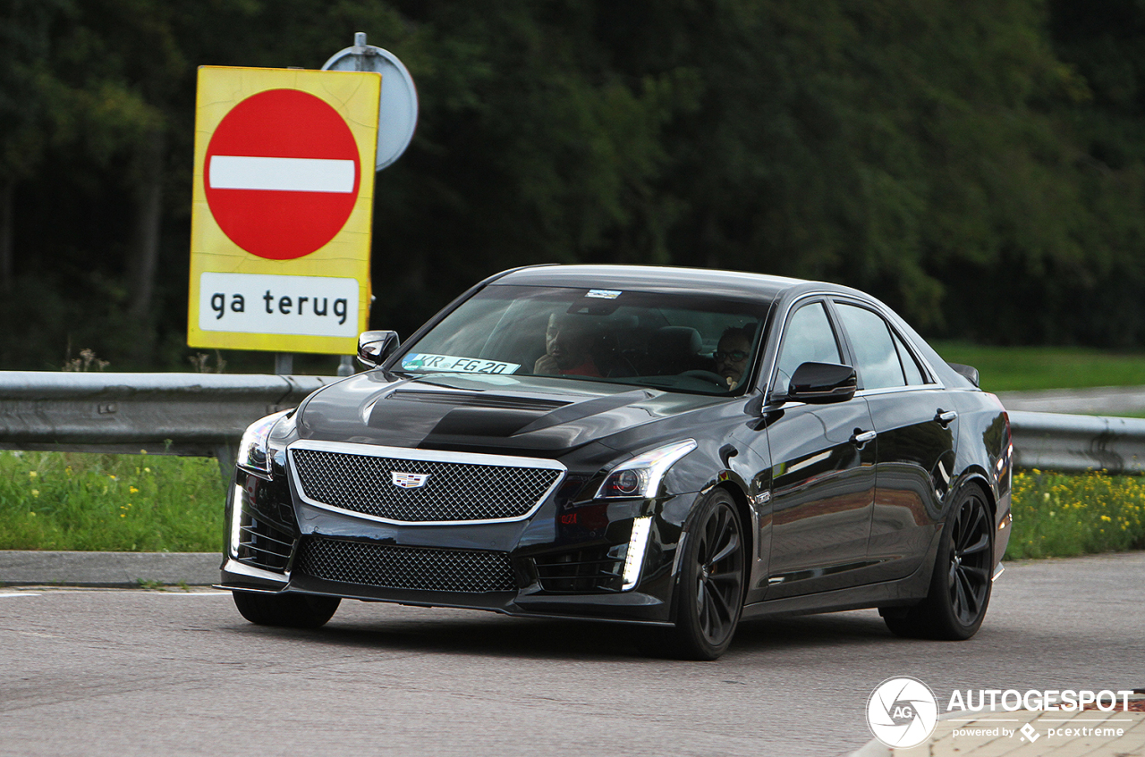 Cadillac CTS-V 2015