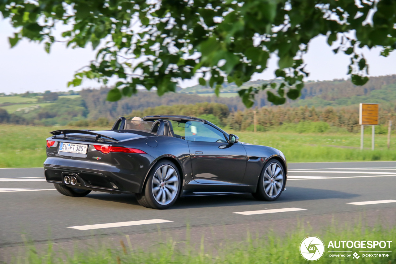 Jaguar F-TYPE S AWD Convertible