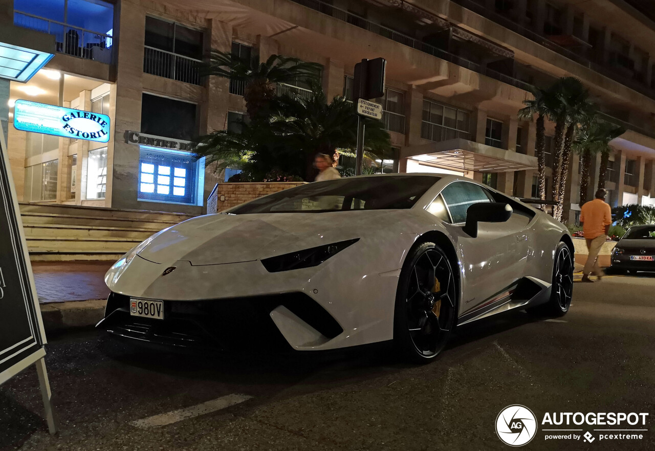 Lamborghini Huracán LP640-4 Performante