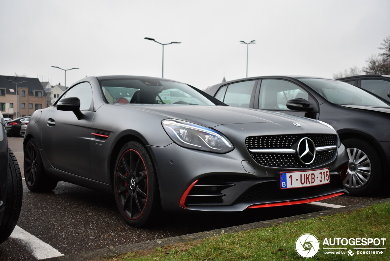 Mercedes-AMG SLC 43 R172 RedArt Edition