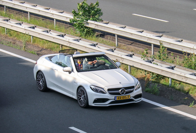 Mercedes-AMG C 63 S Convertible A205 Ocean Blue Edition