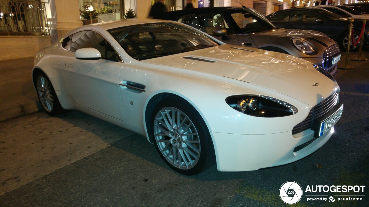 Aston Martin V8 Vantage