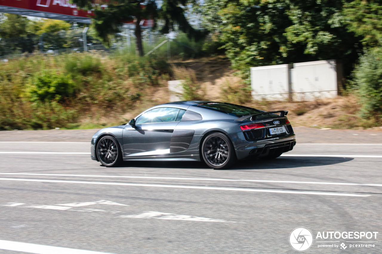 Audi R8 V10 Plus 2015