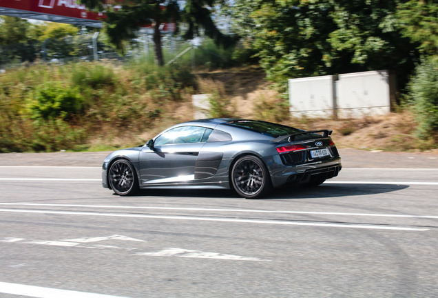 Audi R8 V10 Plus 2015