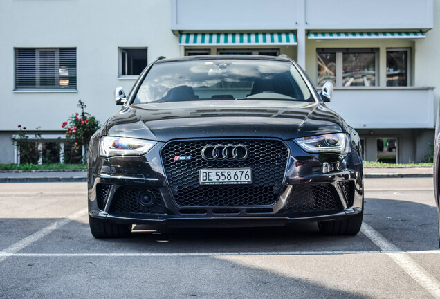 Audi RS4 Avant B8