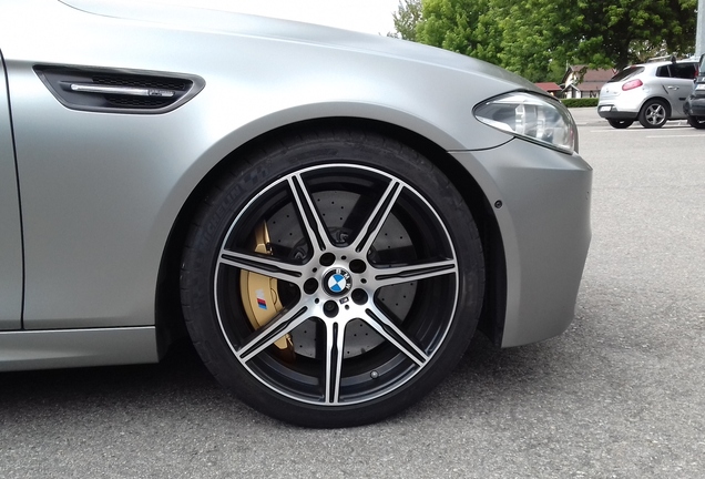 BMW M5 F10 30 Jahre Edition