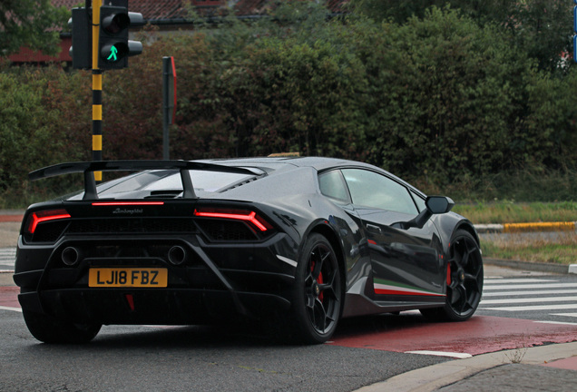 Lamborghini Huracán LP640-4 Performante