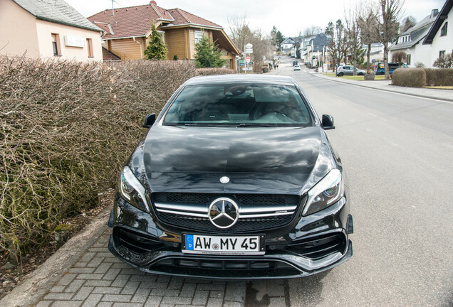 Mercedes-AMG A 45 W176 2015