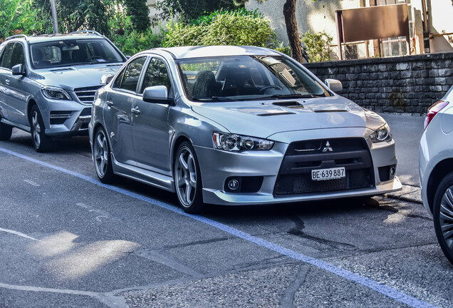 Mitsubishi Lancer Evolution X