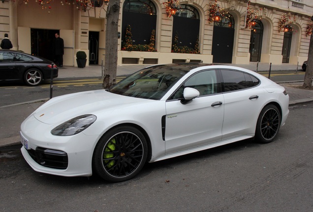 Porsche 971 Panamera Turbo S E-Hybrid