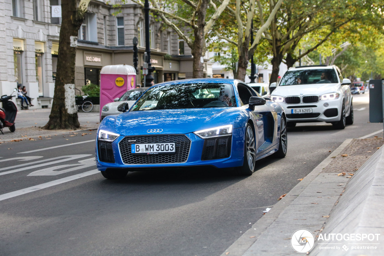 Audi R8 V10 Plus 2015