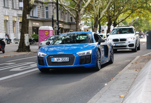 Audi R8 V10 Plus 2015