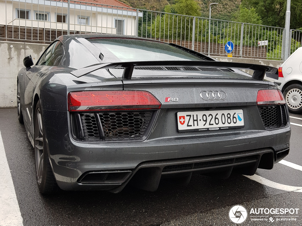 Audi R8 V10 Plus 2015