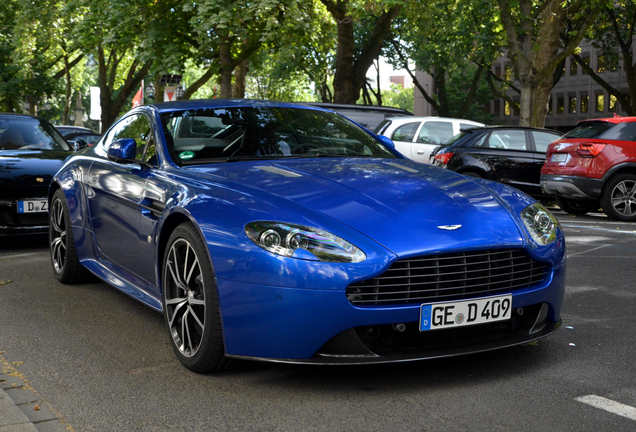 Aston Martin V8 Vantage S