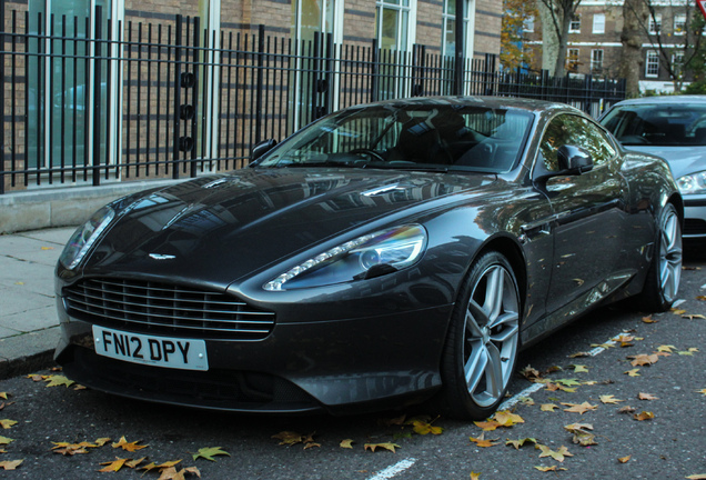 Aston Martin Virage 2011