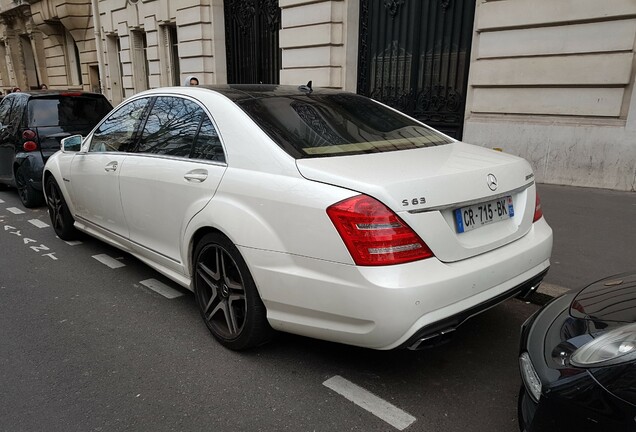 Mercedes-Benz S 63 AMG W221 2011