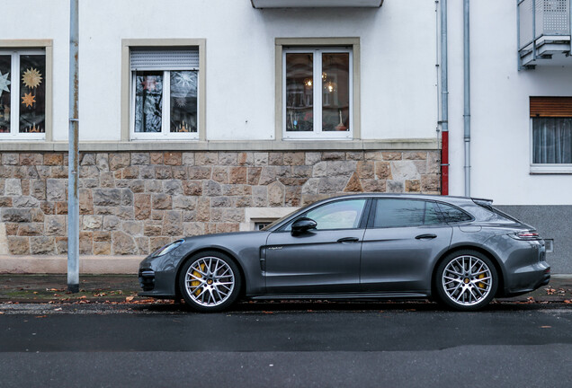 Porsche 971 Panamera Turbo S E-Hybrid Sport Turismo