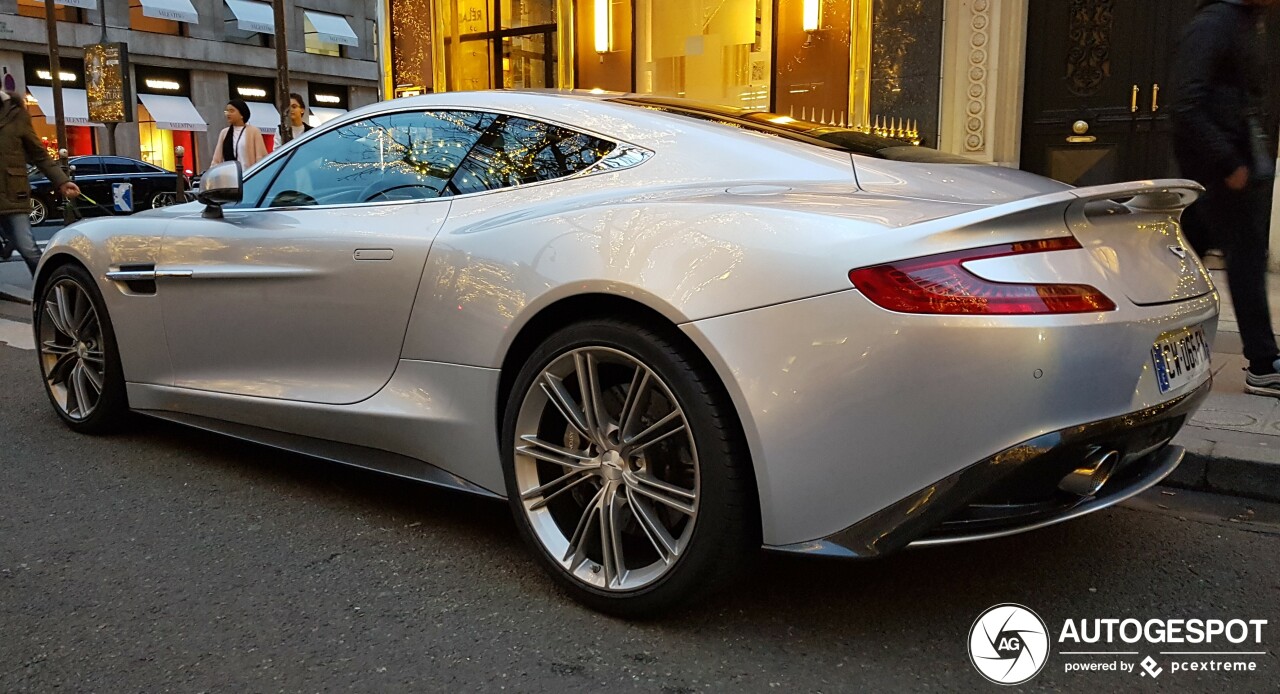 Aston Martin Vanquish 2013