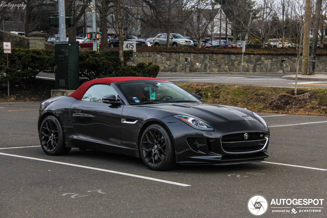 Jaguar F-TYPE S Convertible