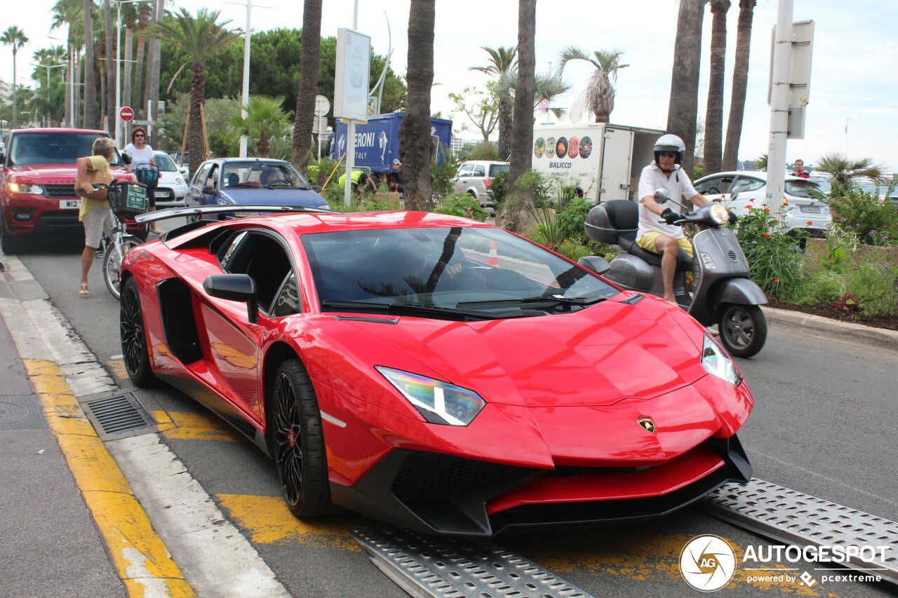 Lamborghini Aventador LP750-4 SuperVeloce