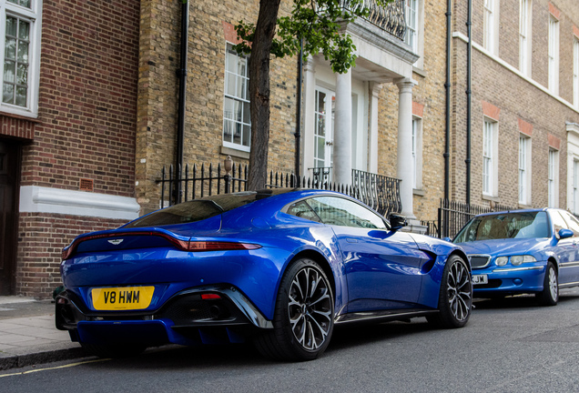 Aston Martin V8 Vantage 2018