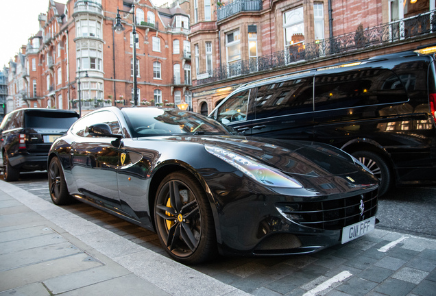 Ferrari FF