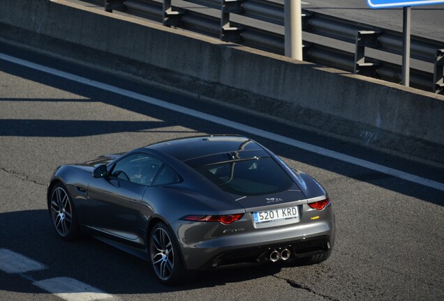 Jaguar F-TYPE 400 Sport Coupé