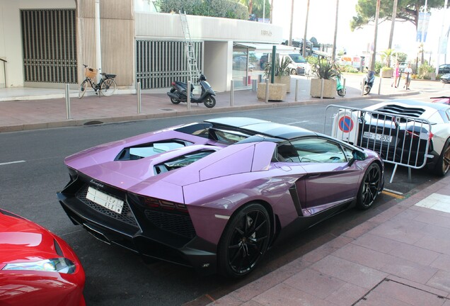 Lamborghini Aventador LP700-4 Roadster