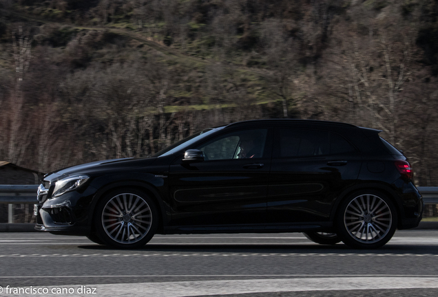 Mercedes-AMG GLA 45 X156 2017