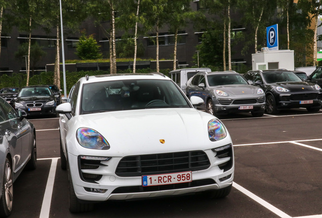 Porsche 95B Macan GTS