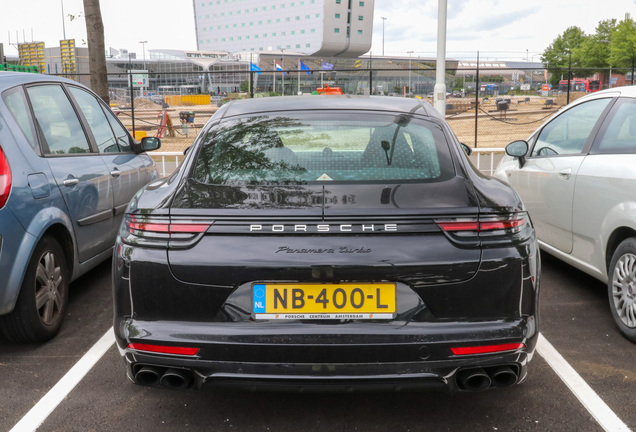 Porsche 971 Panamera Turbo