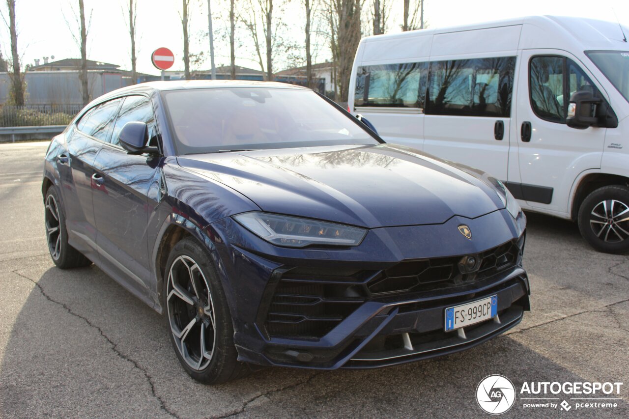 Lamborghini Urus