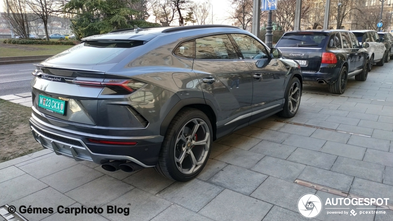 Lamborghini Urus