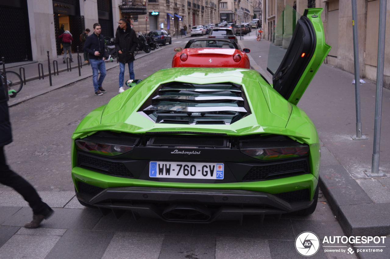 Lamborghini Aventador S LP740-4