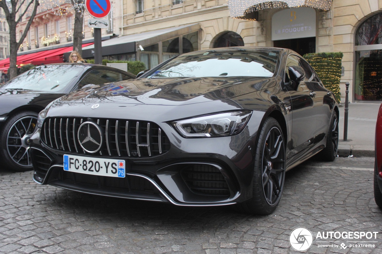 Mercedes-AMG GT 63 S X290